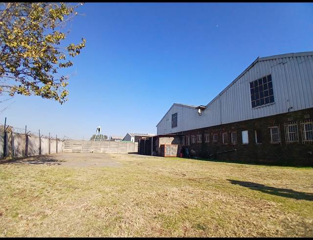 2 BEDROOM HOUSE FOR SALE IN MEYERTON CENTRAL